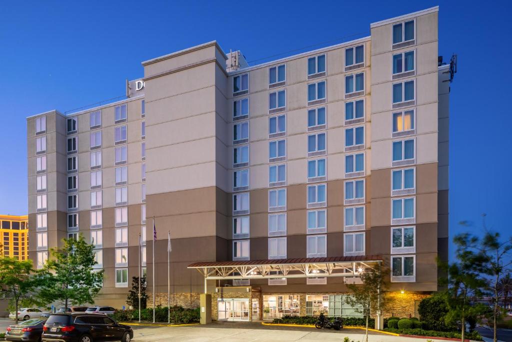 DoubleTree by Hilton Biloxi image 14