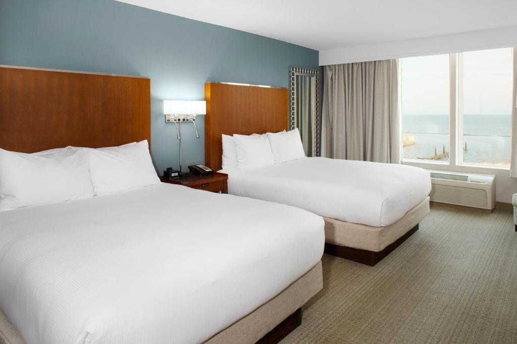 DoubleTree by Hilton Biloxi image 6